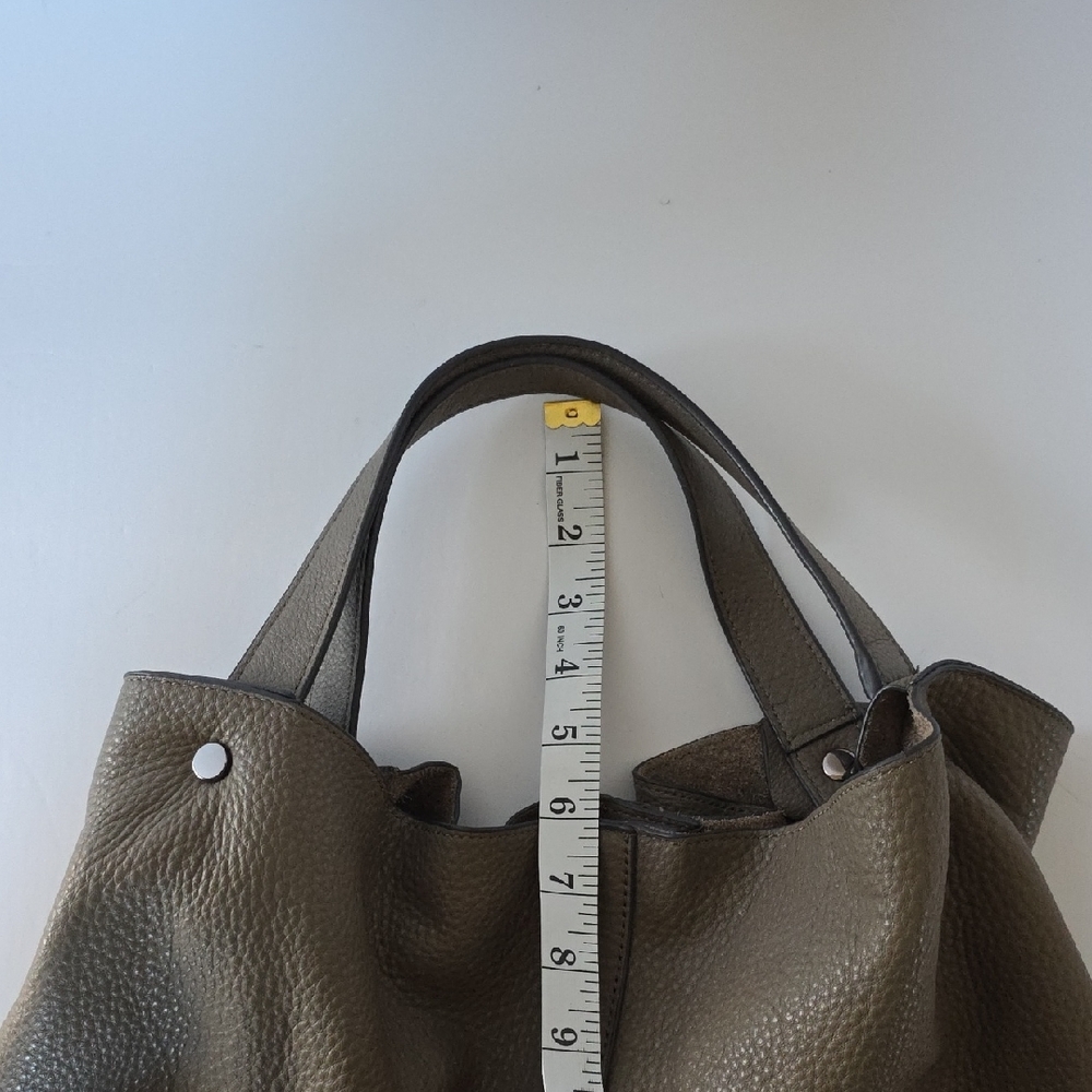 Vince Camuto 100% Leather Shoulder Bag/Hobo/Slouchy bag - Picture 7 of 16